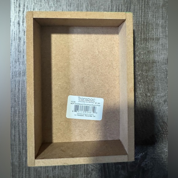 Chalkboard Christmas Block that says “Merry Christmas” 🎄 🎅🏻 - Picture 2 of 2